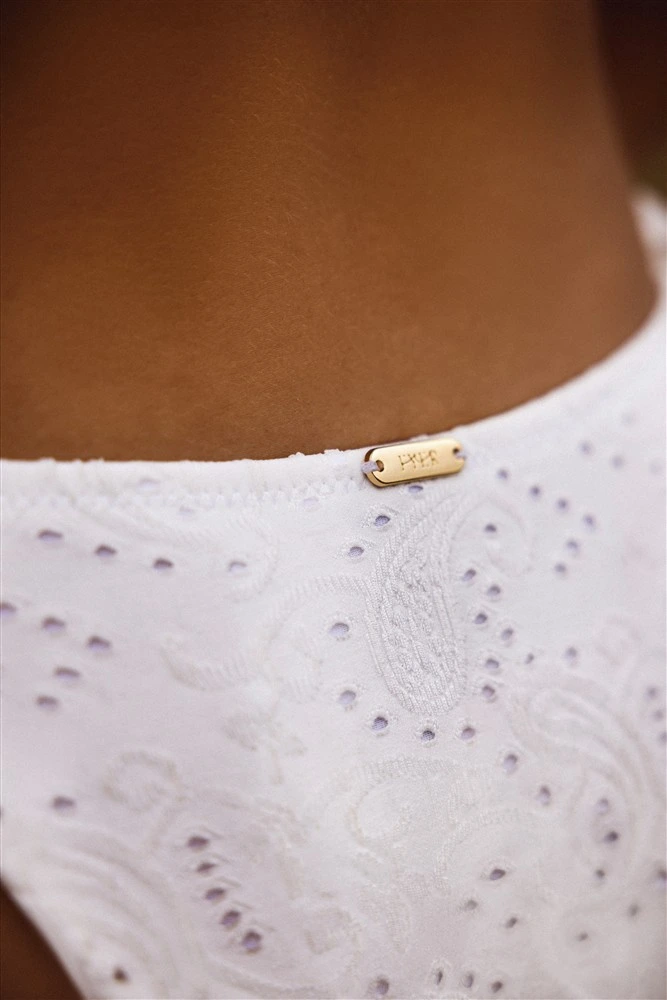 Diamond - White