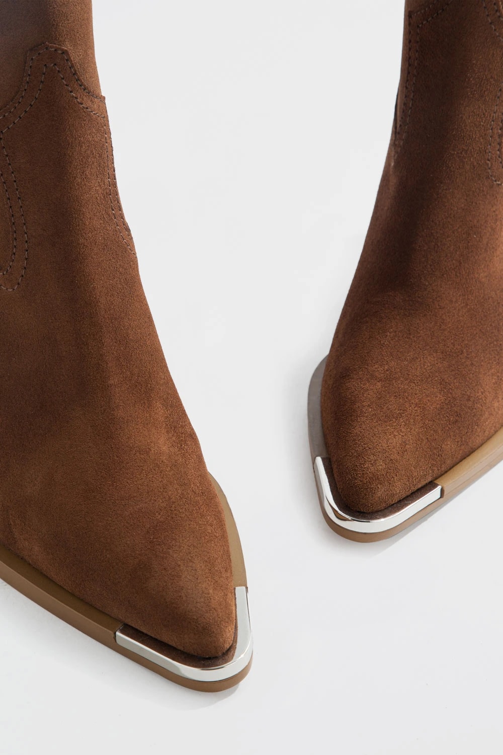 Nova - Brown Suede