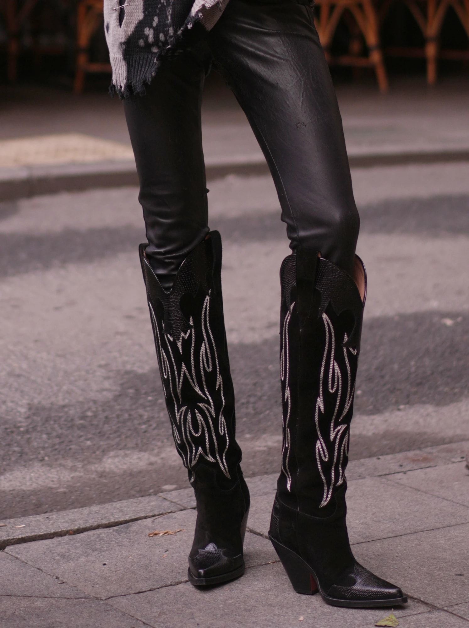 Tornado - Black