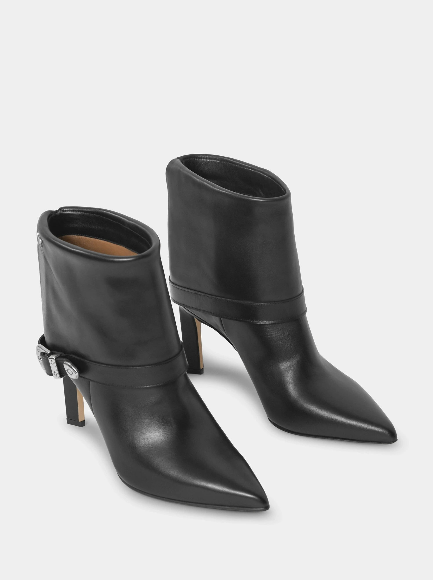 Troy - Black